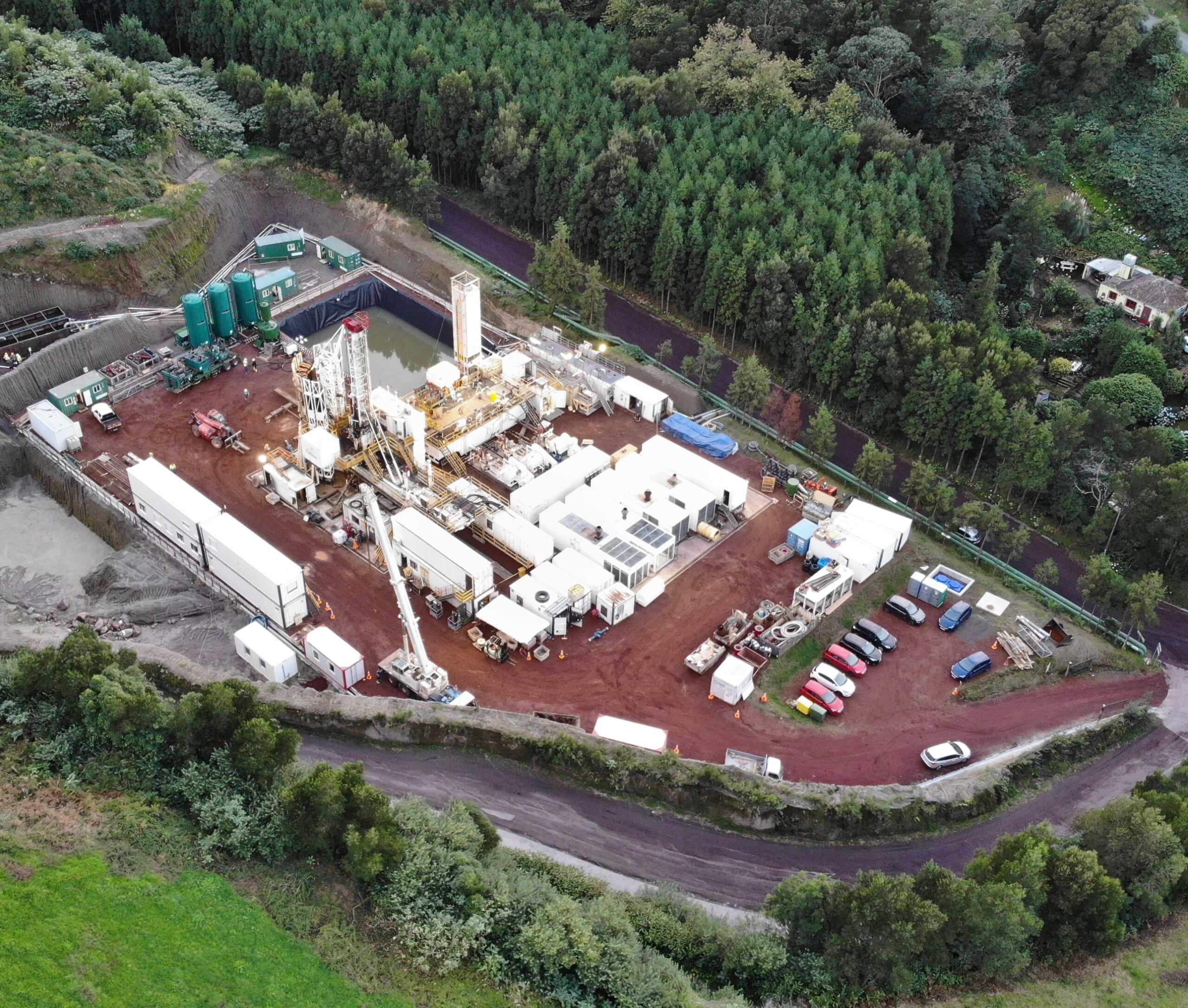 IDC Drillmec HH-220 rig on the island of Azores